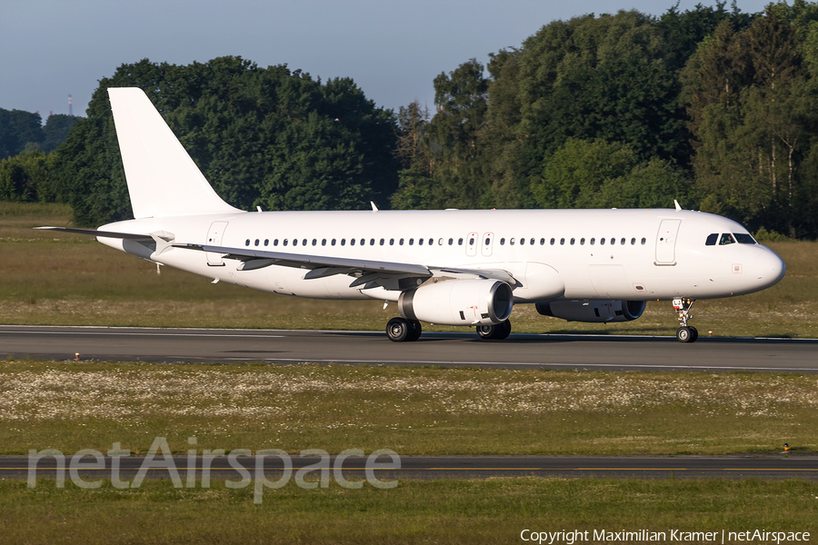 Avion Express Airbus A320-232 (LY-MLJ) | Photo 521636