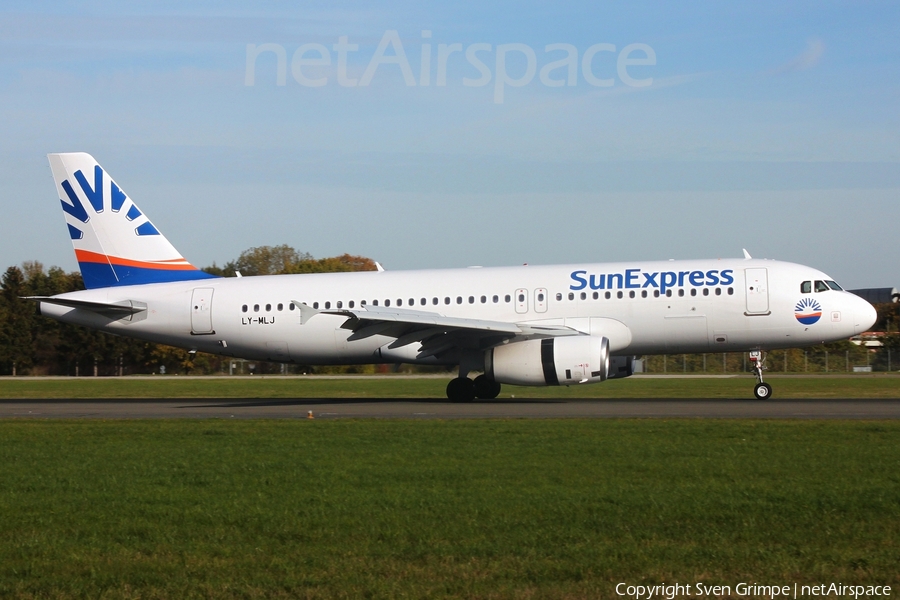 SunExpress (Avion Express) Airbus A320-232 (LY-MLJ) | Photo 535745