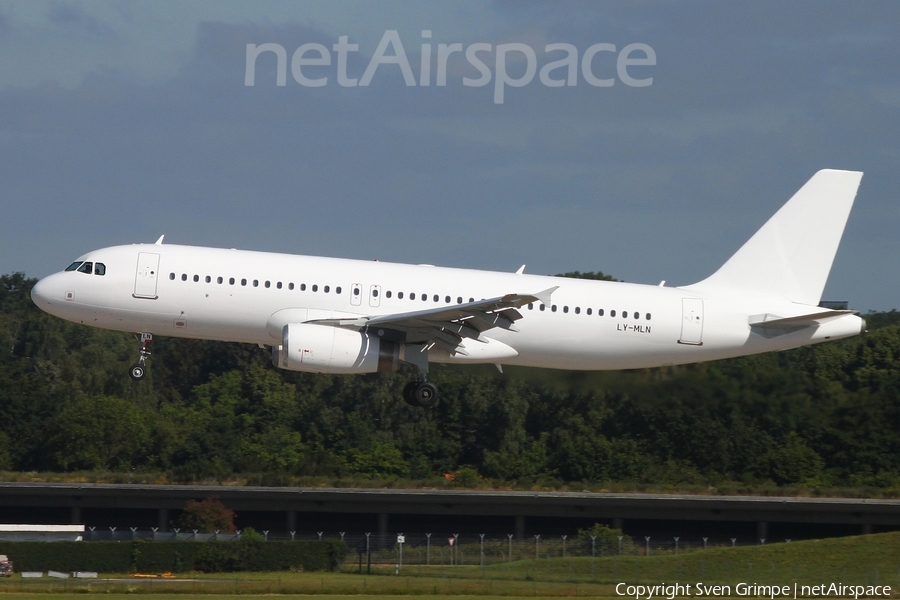Avion Express Airbus A320-232 (LY-MLN) | Photo 513554