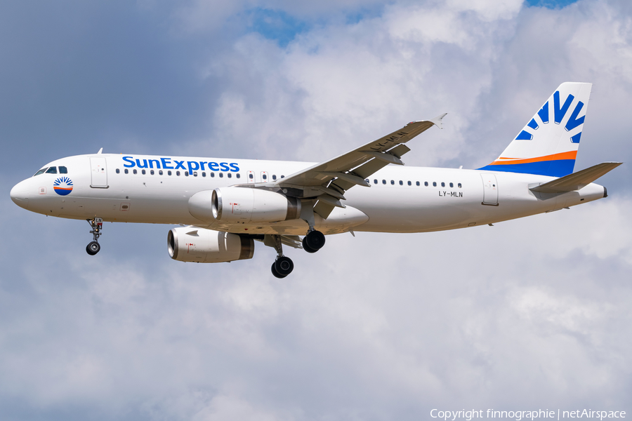 SunExpress (Avion Express) Airbus A320-232 (LY-MLN) | Photo 517480