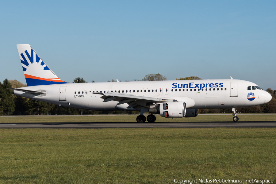 SunExpress (Avion Express) Airbus A320-214 (LY-NVZ) | Photo 274897