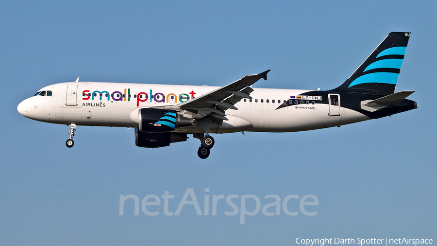 Small Planet Airlines Airbus A320-214 (LY-ONJ) | Photo 207601