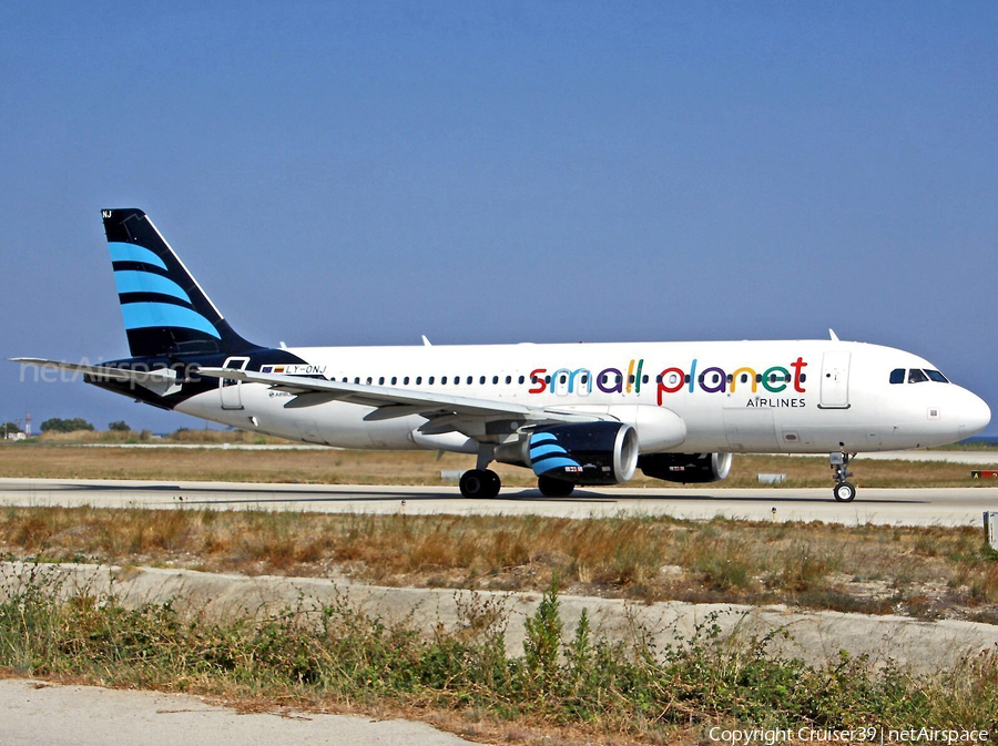 Small Planet Airlines Airbus A320-214 (LY-ONJ) | Photo 296584
