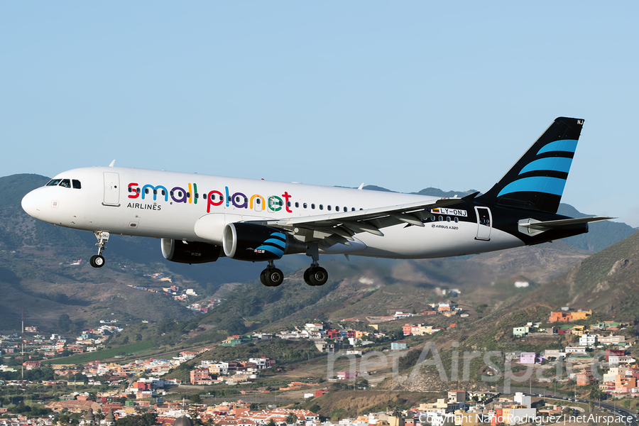 Small Planet Airlines Airbus A320-214 (LY-ONJ) | Photo 124291
