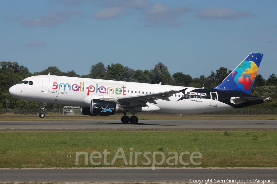 Small Planet Airlines Airbus A320-214 (LY-ONL) | Photo 251318