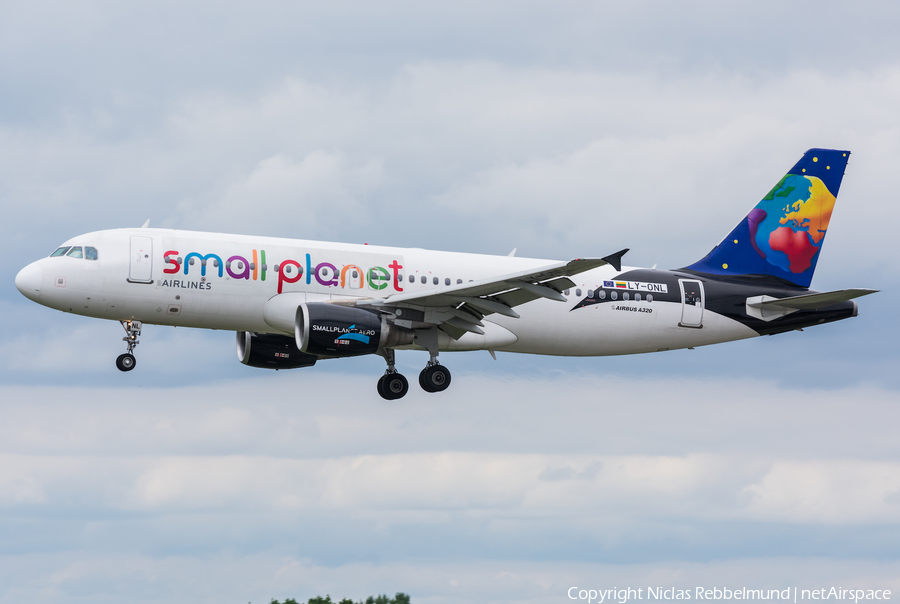 Small Planet Airlines Airbus A320-214 (LY-ONL) | Photo 252862