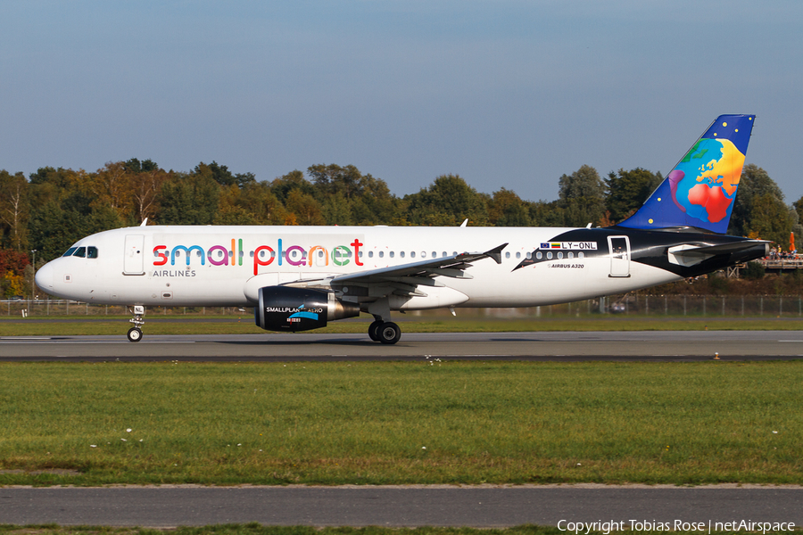 Small Planet Airlines Airbus A320-214 (LY-ONL) | Photo 302093