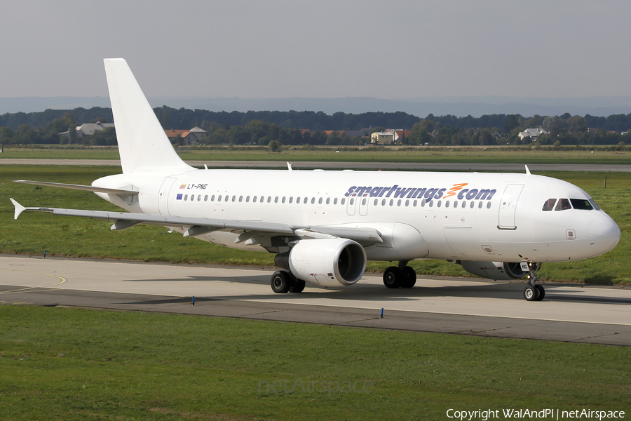 SmartWings Airbus A320-216 (LY-PNG) | Photo 594980
