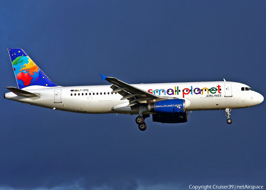 Small Planet Airlines Airbus A320-232 (LY-SPD) | Photo 75469