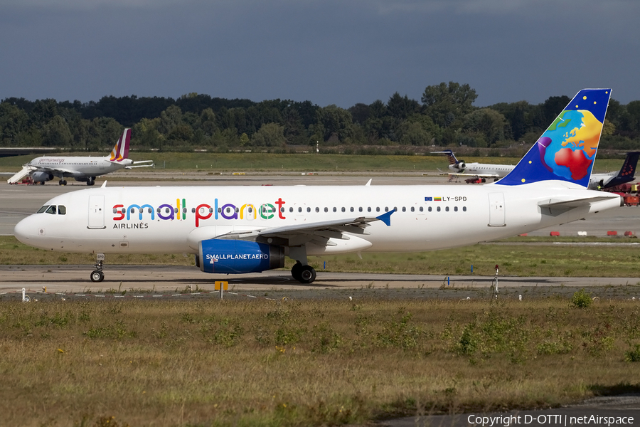 Small Planet Airlines Airbus A320-232 (LY-SPD) | Photo 450383