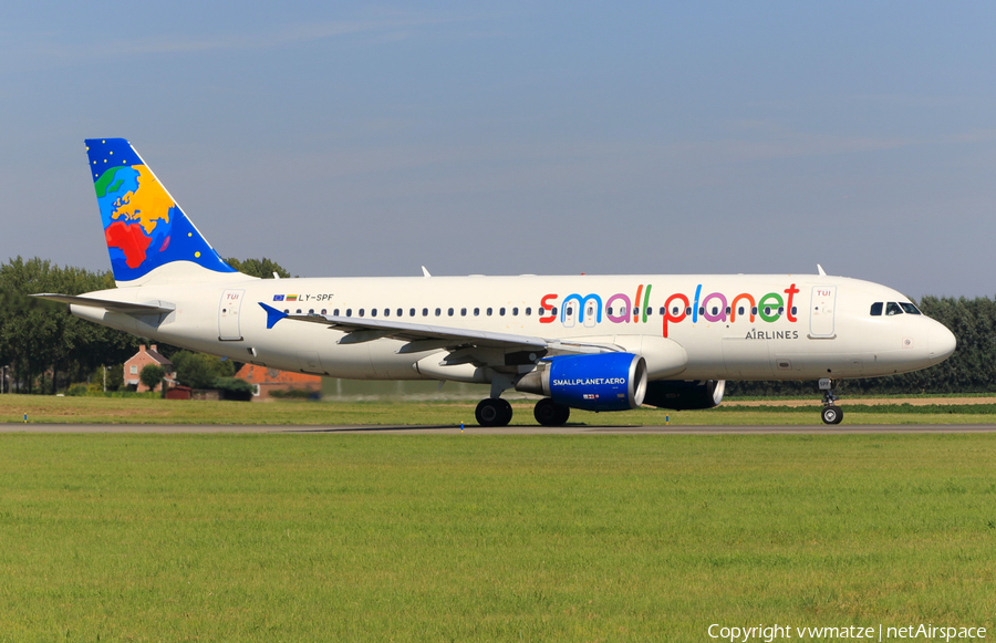 Small Planet Airlines Airbus A320-214 (LY-SPF) | Photo 120521