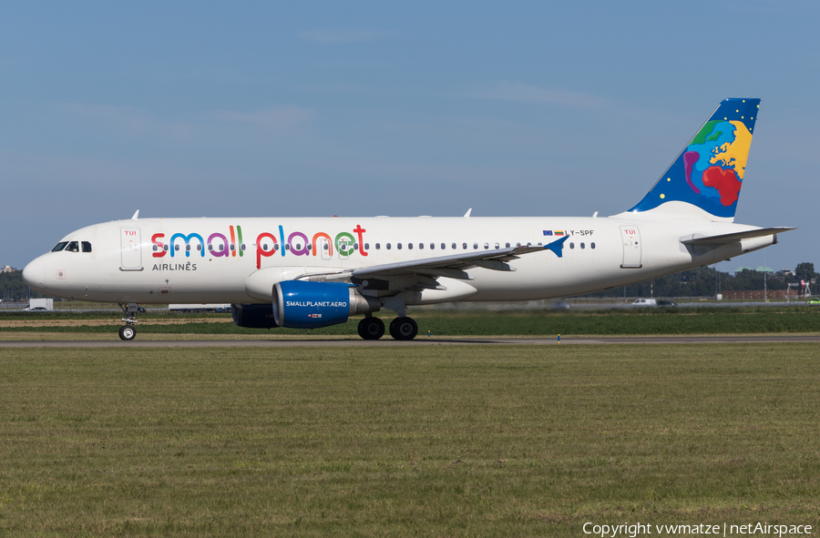Small Planet Airlines Airbus A320-214 (LY-SPF) | Photo 428333