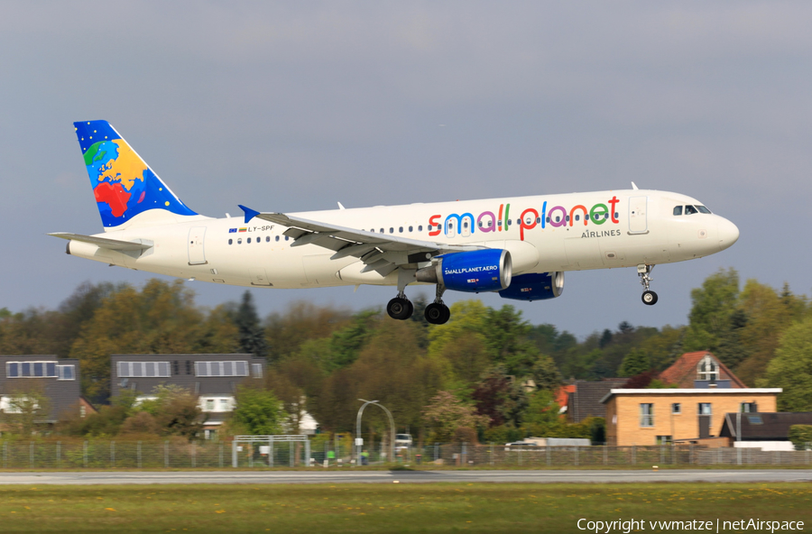 Small Planet Airlines Airbus A320-214 (LY-SPF) | Photo 160700