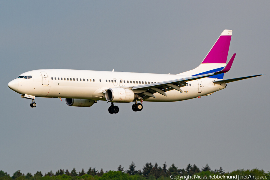 Centrum Air (GetJet Airlines) Boeing 737-8FE (LY-TRE) | Photo 570491