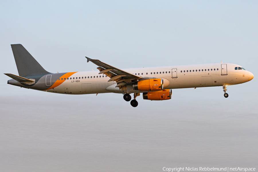 Thomas Cook Airlines (Avion Express) Airbus A321-231 (LY-VEH) | Photo 357578