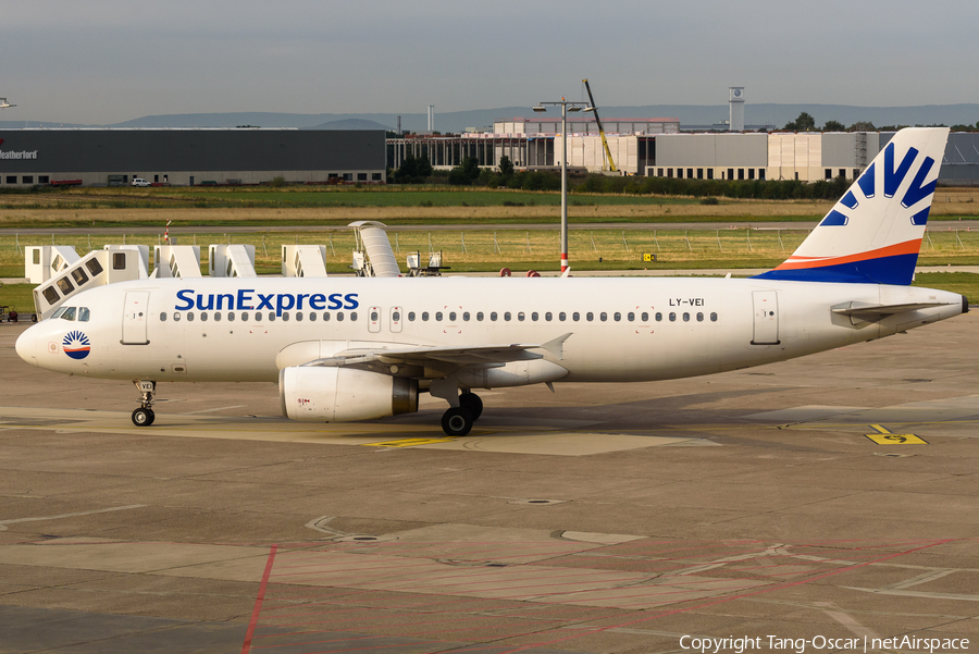 SunExpress (Avion Express) Airbus A320-233 (LY-VEI) | Photo 465848