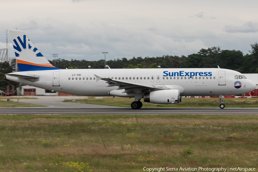 SunExpress (Avion Express) Airbus A320-233 (LY-VEI) | Photo 327461