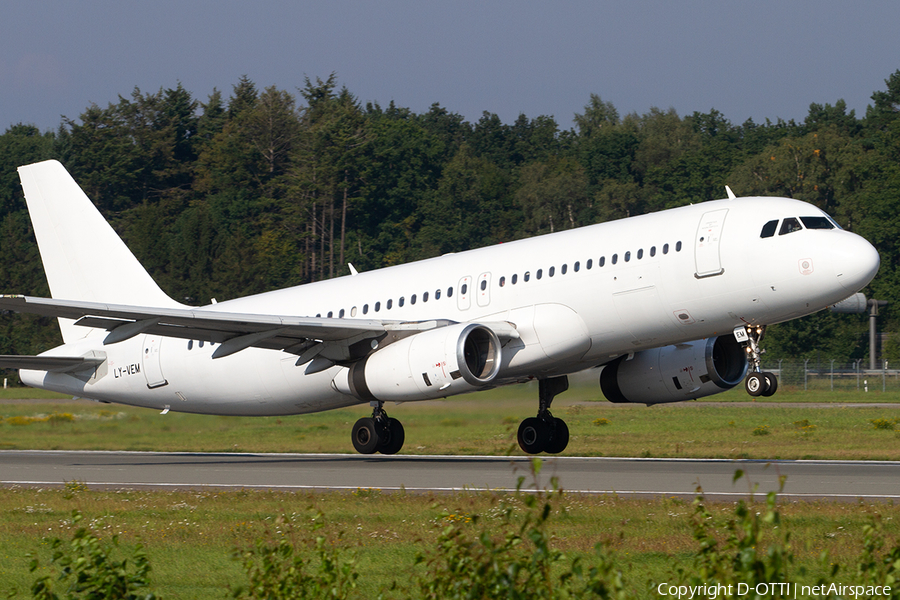 Vueling Airbus A320-233 (LY-VEM) | Photo 515054
