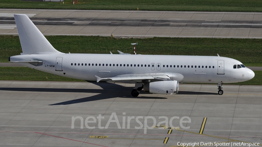 Vueling Airbus A320-233 (LY-VEM) | Photo 231800