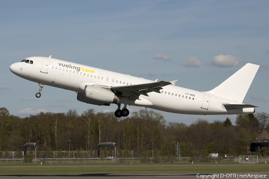 Avion Express Airbus A320-232 (LY-VEQ) | Photo 435707