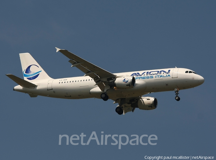 Avion Express Italia Airbus A320-212 (LY-VEX) | Photo 3292