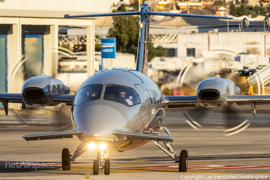 Aviostart Piaggio P.180 Avanti II (LZ-ASR) | Photo 459826