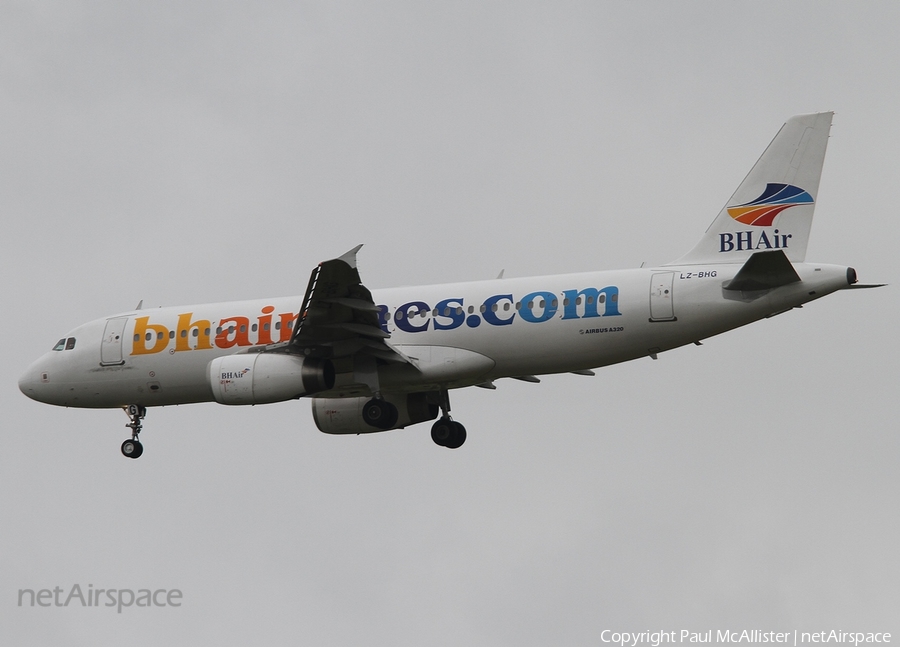 BH Air (Balkan Holidays) Airbus A320-232 (LZ-BHG) | Photo 30183