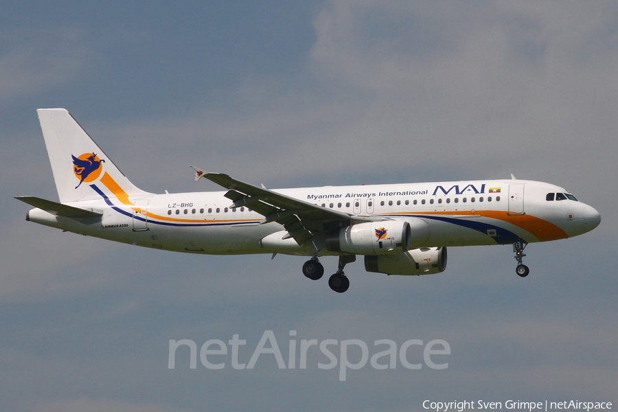 Myanmar Airways International Airbus A320-232 (LZ-BHG) | Photo 14597