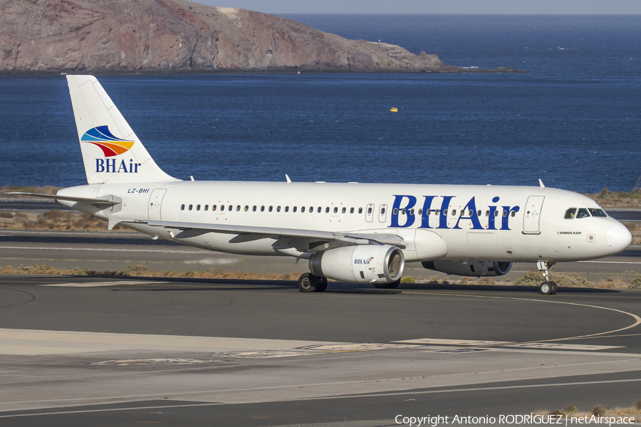 BH Air (Balkan Holidays) Airbus A320-232 (LZ-BHI) | Photo 189555