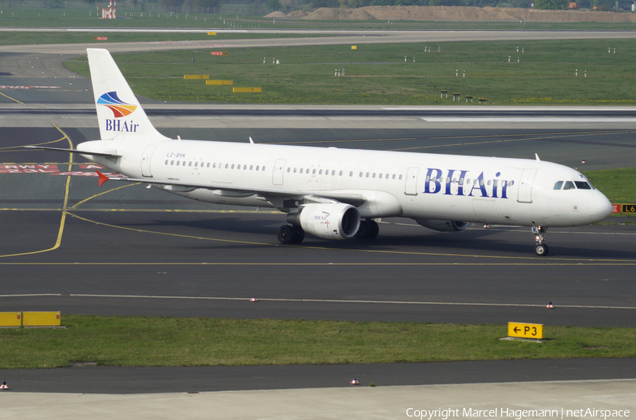 BH Air (Balkan Holidays) Airbus A321-211 (LZ-BHK) | Photo 163862