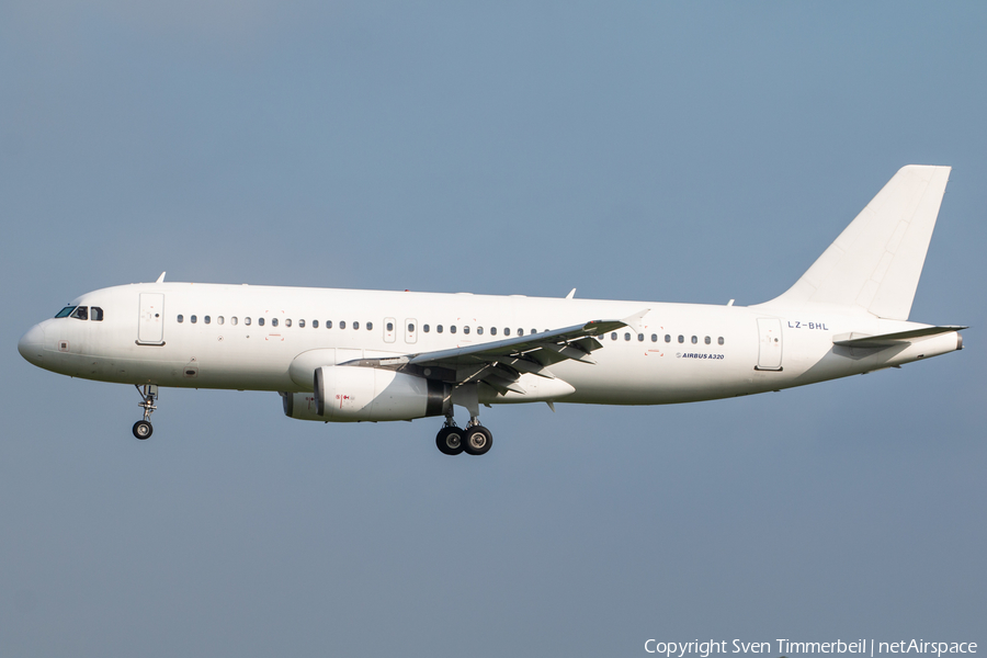 BH Air (Balkan Holidays) Airbus A320-232 (LZ-BHL) | Photo 455743