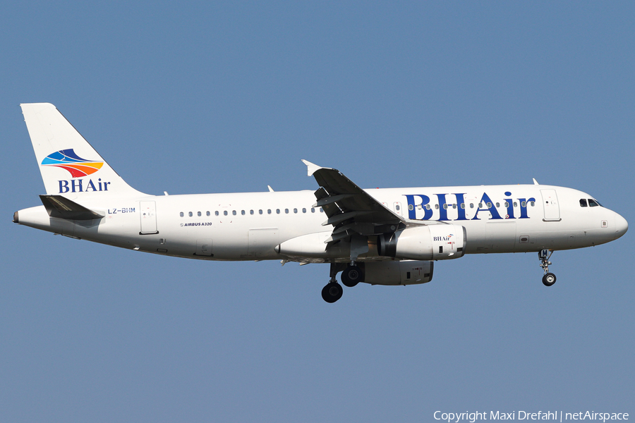 BH Air (Balkan Holidays) Airbus A320-232 (LZ-BHM) | Photo 502535