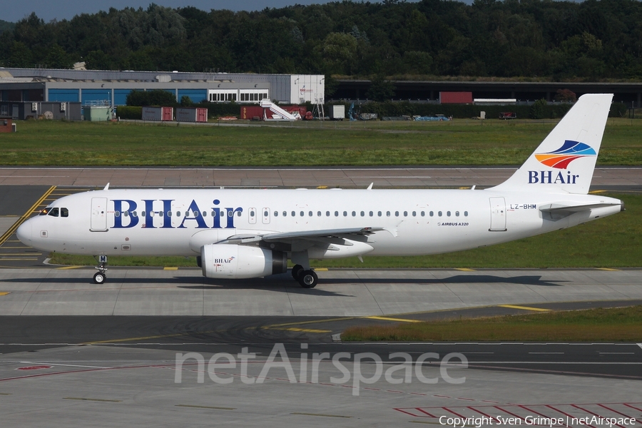 BH Air (Balkan Holidays) Airbus A320-232 (LZ-BHM) | Photo 457510