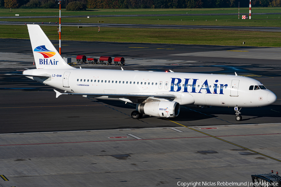 BH Air (Balkan Holidays) Airbus A320-232 (LZ-BHM) | Photo 477831