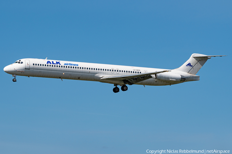 ALK Airlines McDonnell Douglas MD-82 (LZ-DEO) | Photo 380814