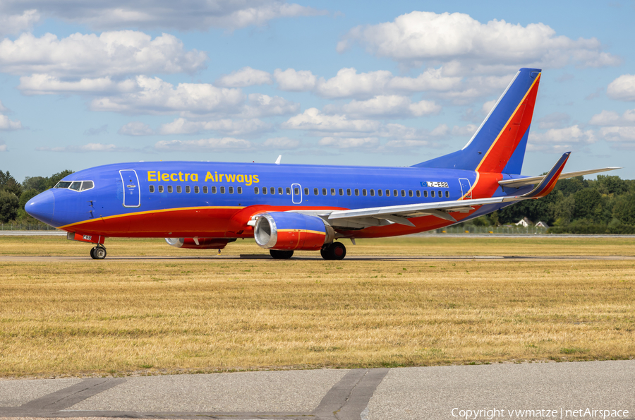 Electra Airways Boeing 737-3H4 (LZ-EBB) | Photo 524425