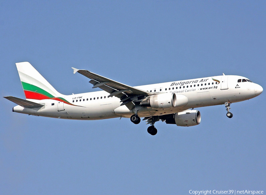Bulgaria Air Airbus A320-214 (LZ-FBE) | Photo 136114