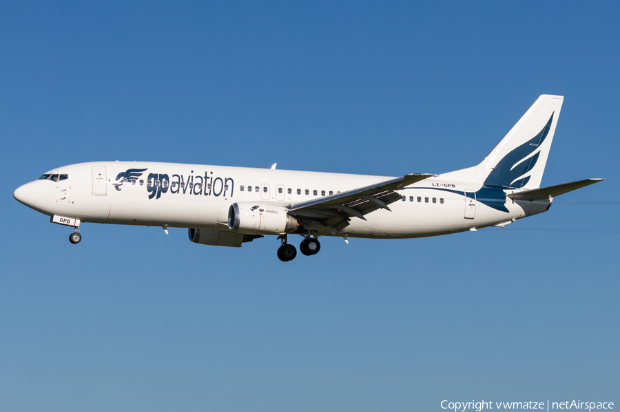 GP Aviation Boeing 737-405 (LZ-GPB) | Photo 644464