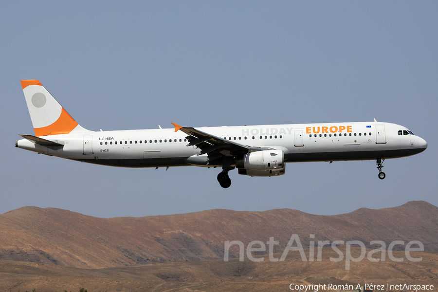 Holiday Europe Airbus A321-231 (LZ-HEA) | Photo 401366