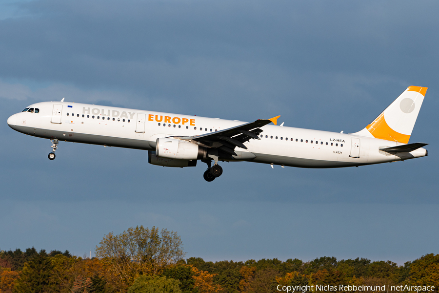 Holiday Europe Airbus A321-231 (LZ-HEA) | Photo 355079