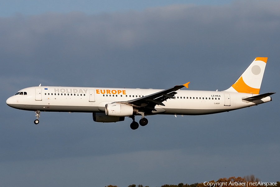 Holiday Europe Airbus A321-231 (LZ-HEA) | Photo 369124