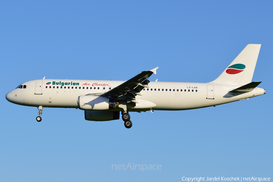 Bulgarian Air Charter Airbus A320-231 (LZ-LAA) | Photo 244126