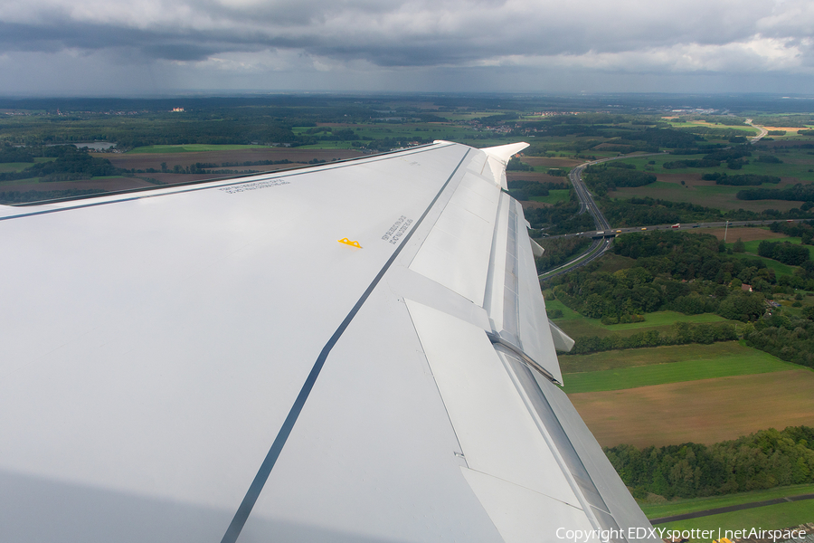 European Air Charter Airbus A320-214 (LZ-LAH) | Photo 527360
