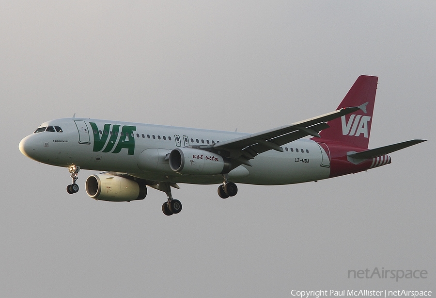 Air VIA Airbus A320-232 (LZ-MDA) | Photo 28394