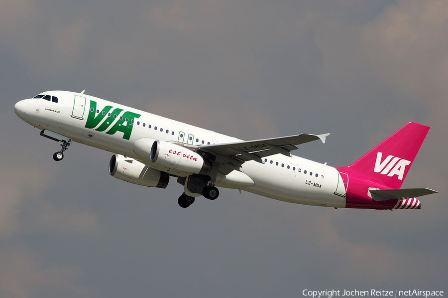 Air VIA Airbus A320-232 (LZ-MDA) | Photo 48632