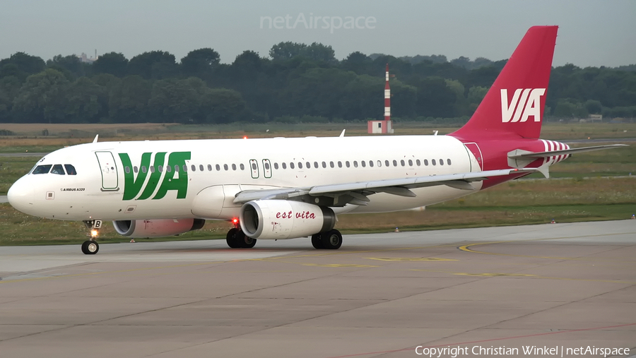 Air VIA Airbus A320-232 (LZ-MDB) | Photo 660764