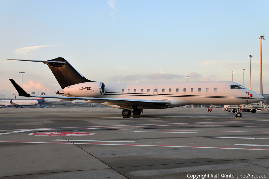 Air VB Bombardier BD-700-1A11 Global 5000 (LZ-VBE) | Photo 309679