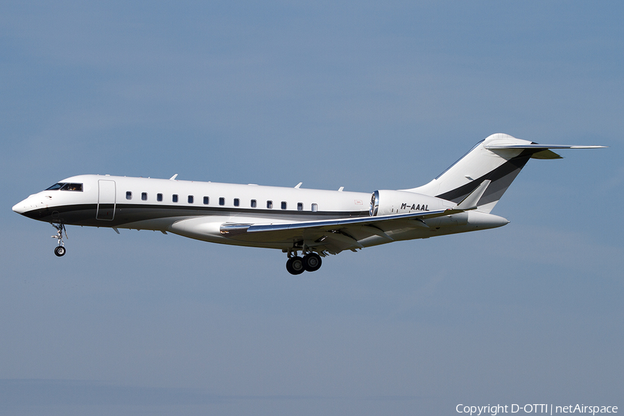 (Private) Bombardier BD-700-1A10 Global 6000 (M-AAAL) | Photo 416335