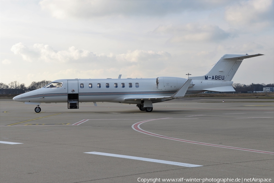 Ryanair Bombardier Learjet 45 (M-ABEU) | Photo 441321