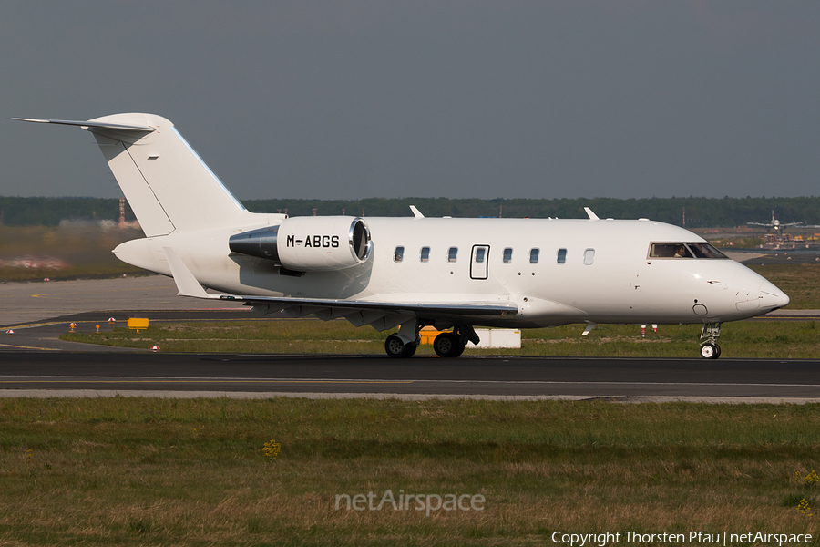 (Private) Bombardier CL-600-2B16 Challenger 605 (M-ABGS) | Photo 61061